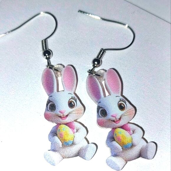 Cute Bunny Earrings - Picture 1 of 5